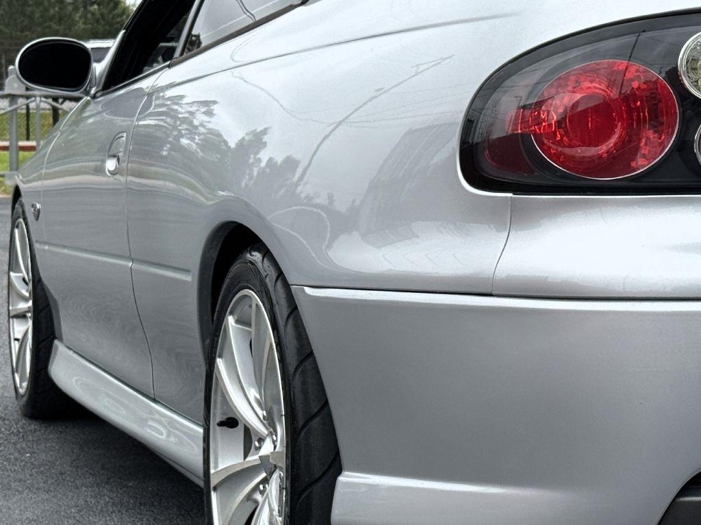 Pontiac GTO 2dr Cpe 2006