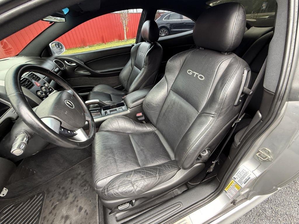 Pontiac GTO 2dr Cpe 2006