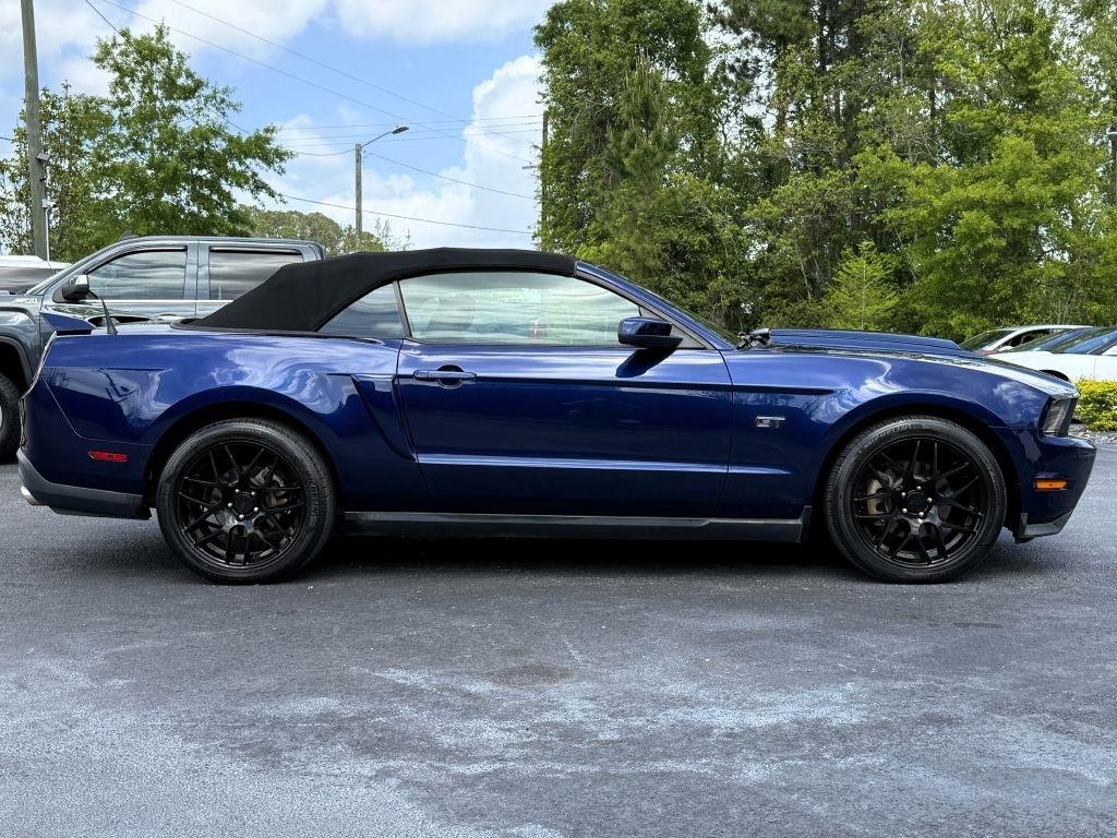 Ford Mustang GT Premium Convertible 2010