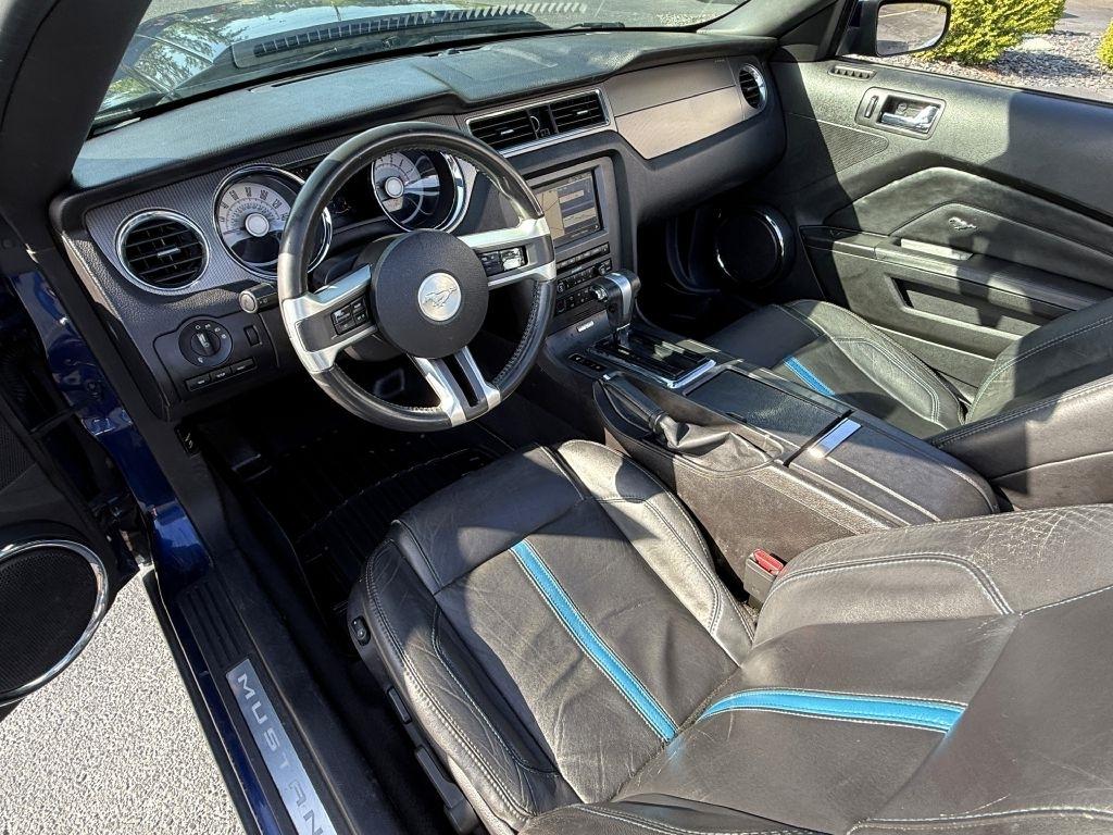 Ford Mustang GT Premium Convertible 2010