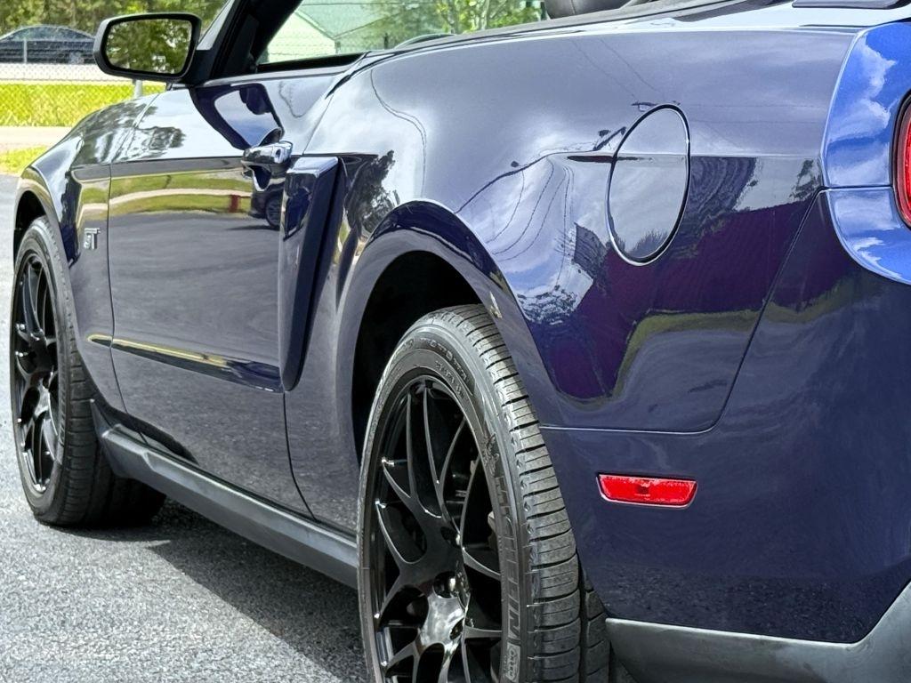 Ford Mustang GT Premium Convertible 2010