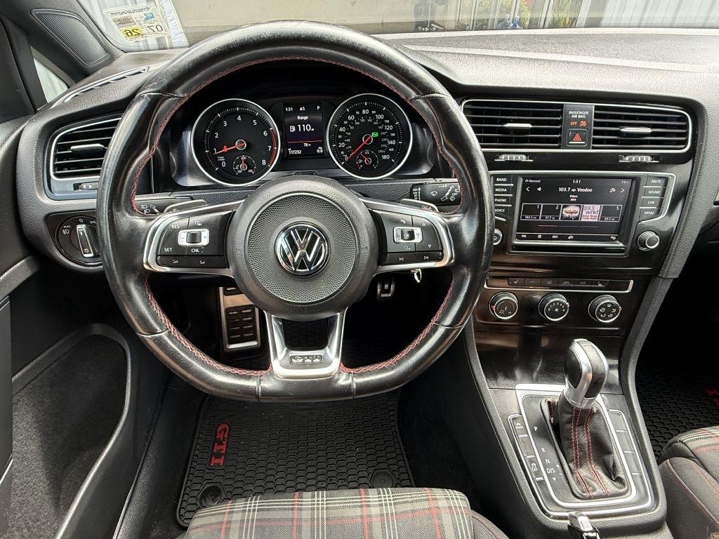 Volkswagen Golf GTI S 6A 4-Door 2017