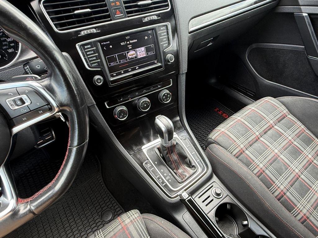 Volkswagen Golf GTI S 6A 4-Door 2017