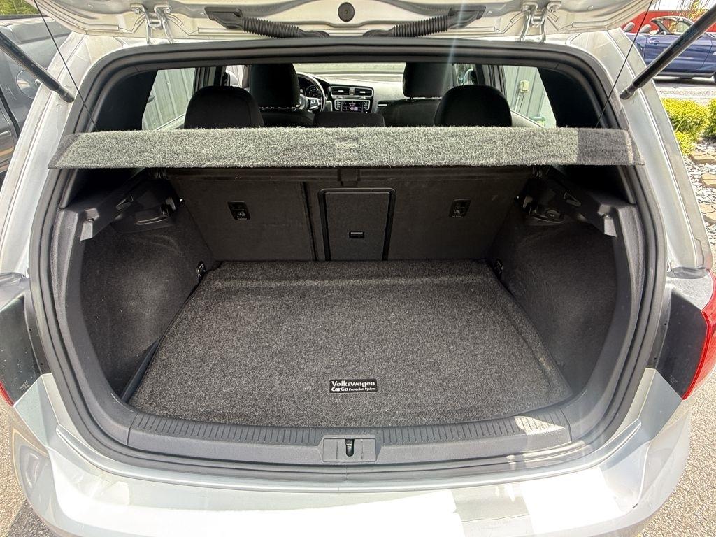 Volkswagen Golf GTI S 6A 4-Door 2017