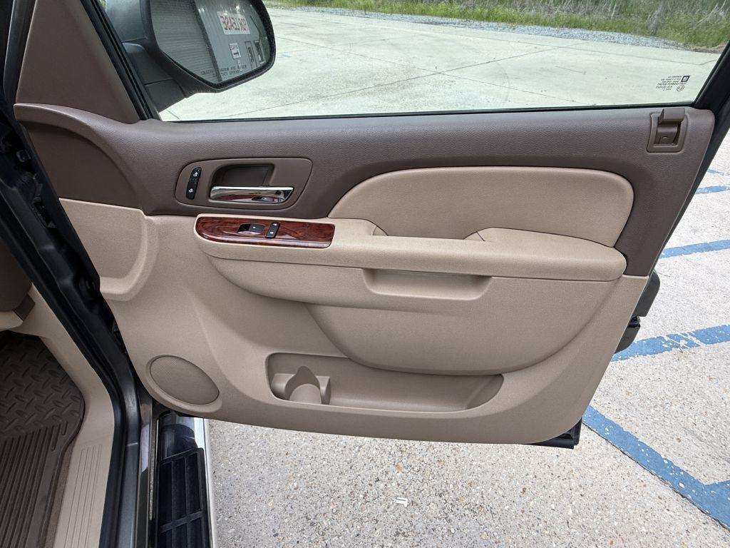 Chevrolet Silverado 1500 LTZ Crew Cab 4WD 2011