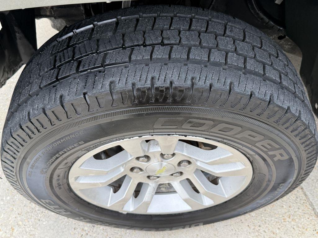 Chevrolet Silverado 1500 LTZ Crew Cab 4WD 2011