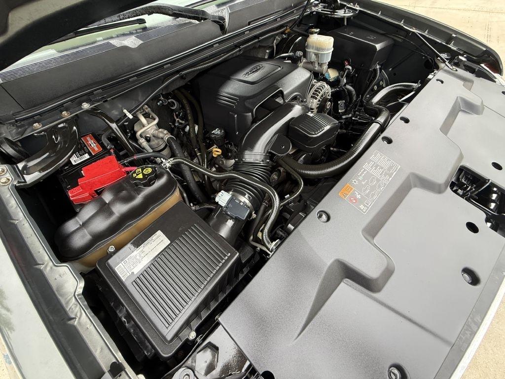 Chevrolet Silverado 1500 LTZ Crew Cab 4WD 2011