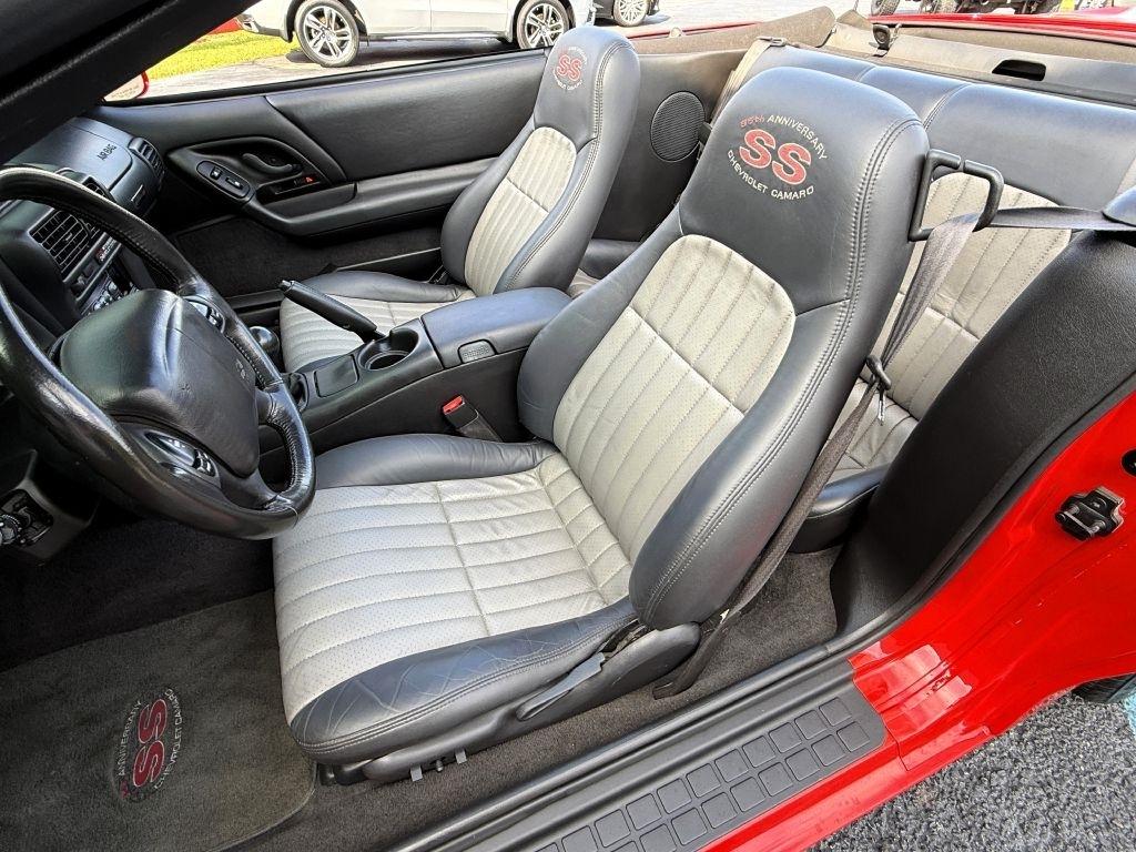 Chevrolet Camaro Z28 CONVERTIBLE 2002