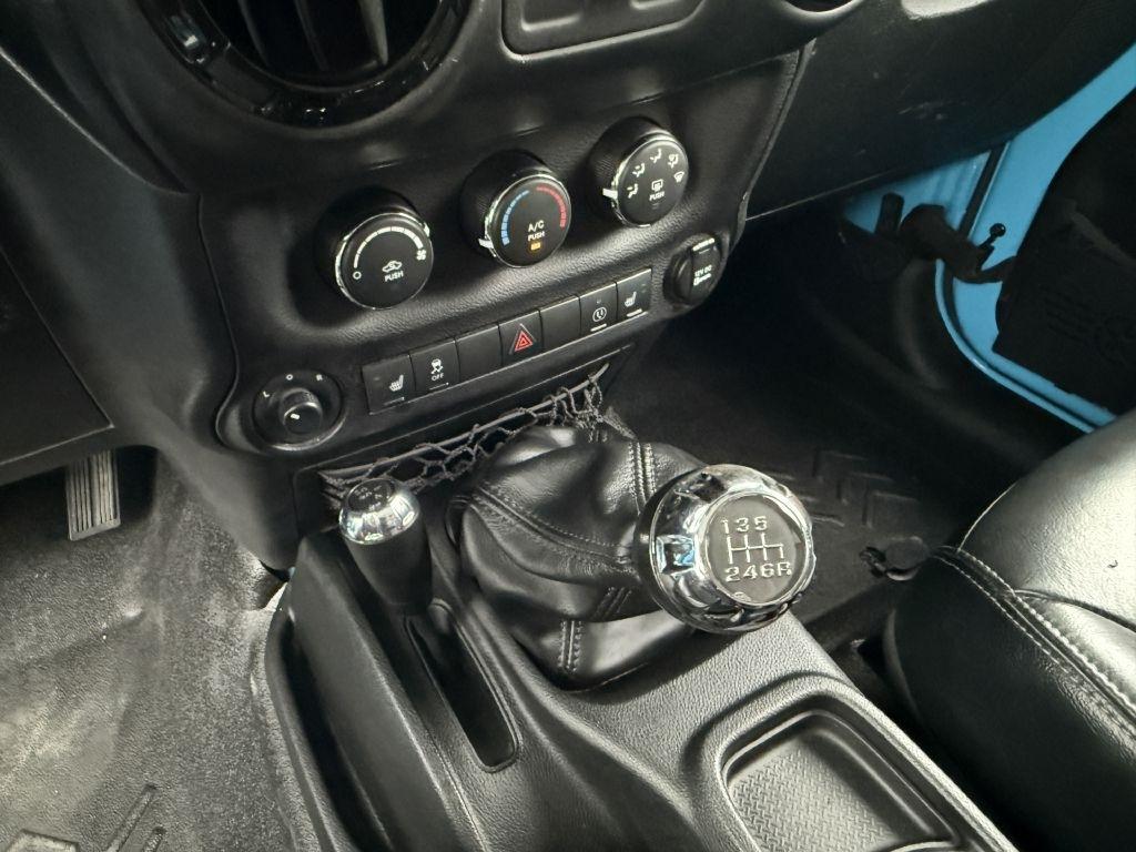 Jeep Wrangler Sahara 4WD 2017