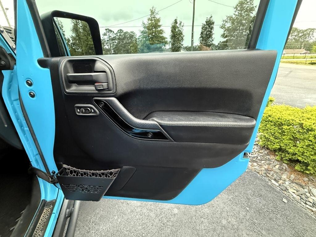 Jeep Wrangler Sahara 4WD 2017
