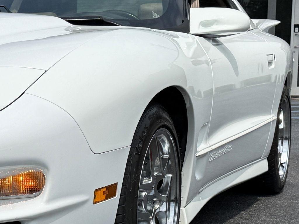 Pontiac Firebird Formula Coupe 2002