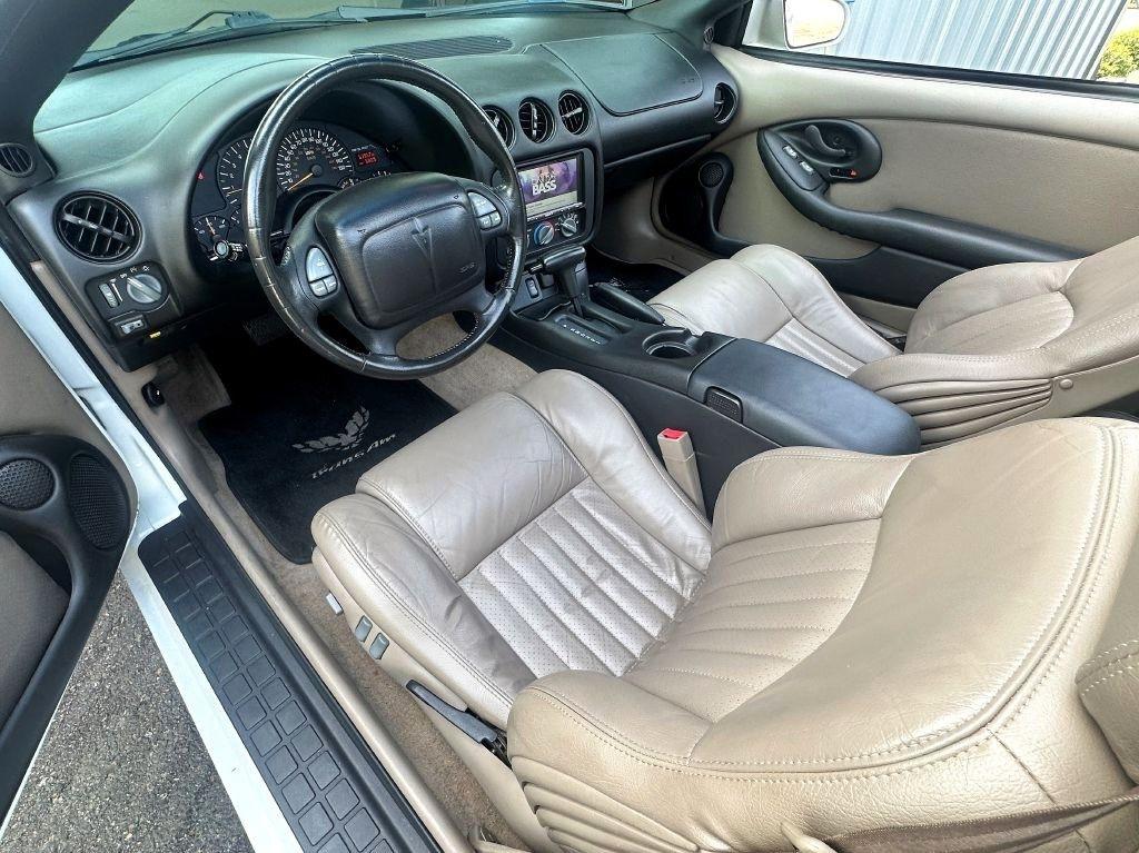 Pontiac Firebird Formula Coupe 2002