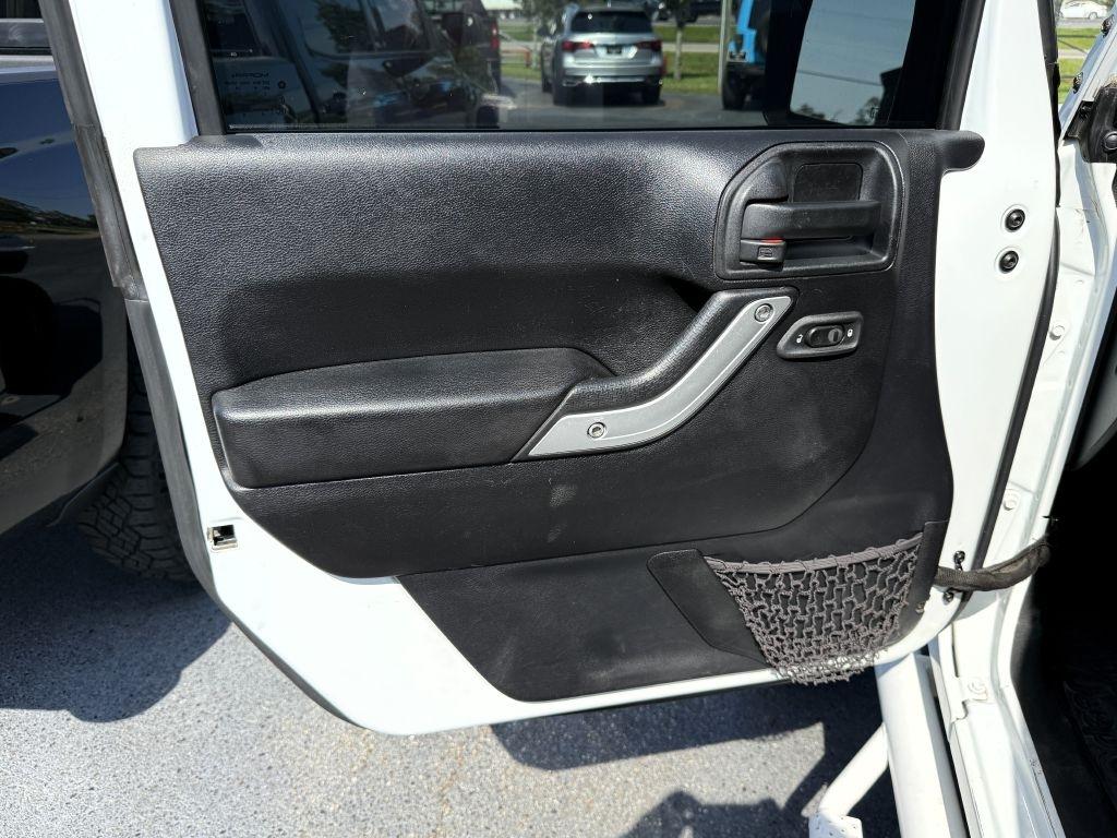 Jeep Wrangler Unlimited Sahara 4WD 2016