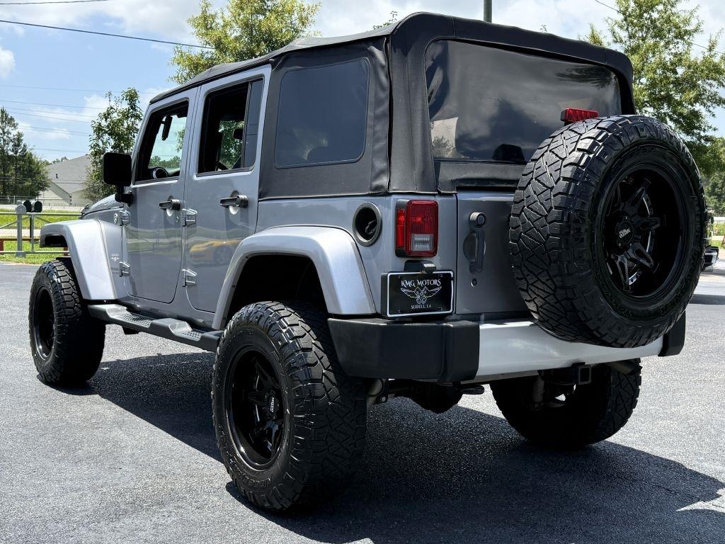 Jeep Wrangler Unlimited Sahara 4WD 2015