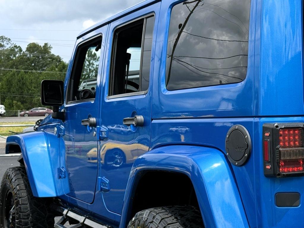 Jeep Wrangler Unlimited Sahara 4WD 2015