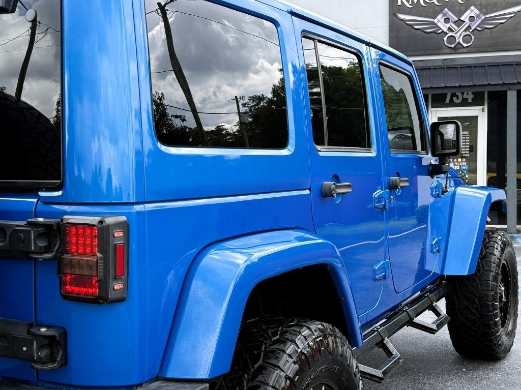Jeep Wrangler Unlimited Sahara 4WD 2015