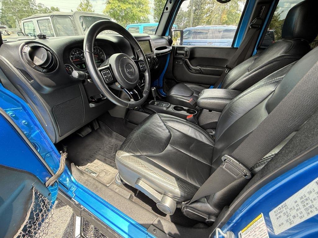 Jeep Wrangler Unlimited Sahara 4WD 2015