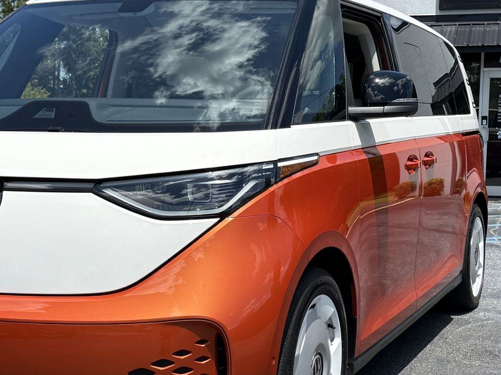 Volkswagen ID Buzz 1st Edition AWD 2025