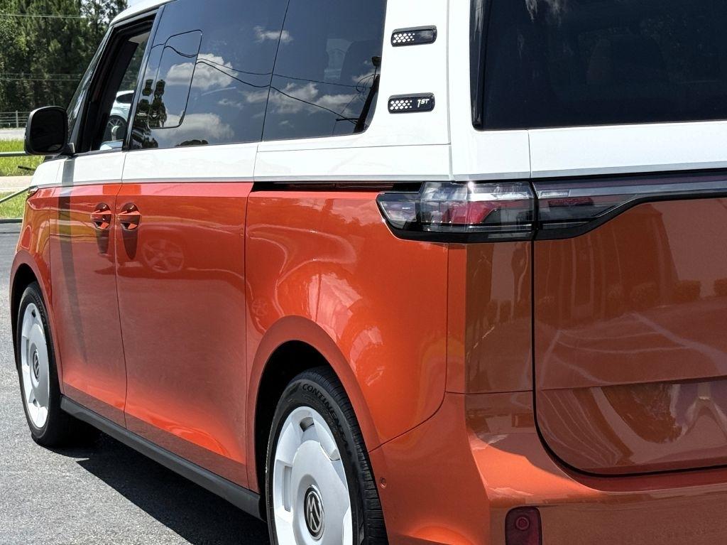 Volkswagen ID Buzz 1st Edition AWD 2025