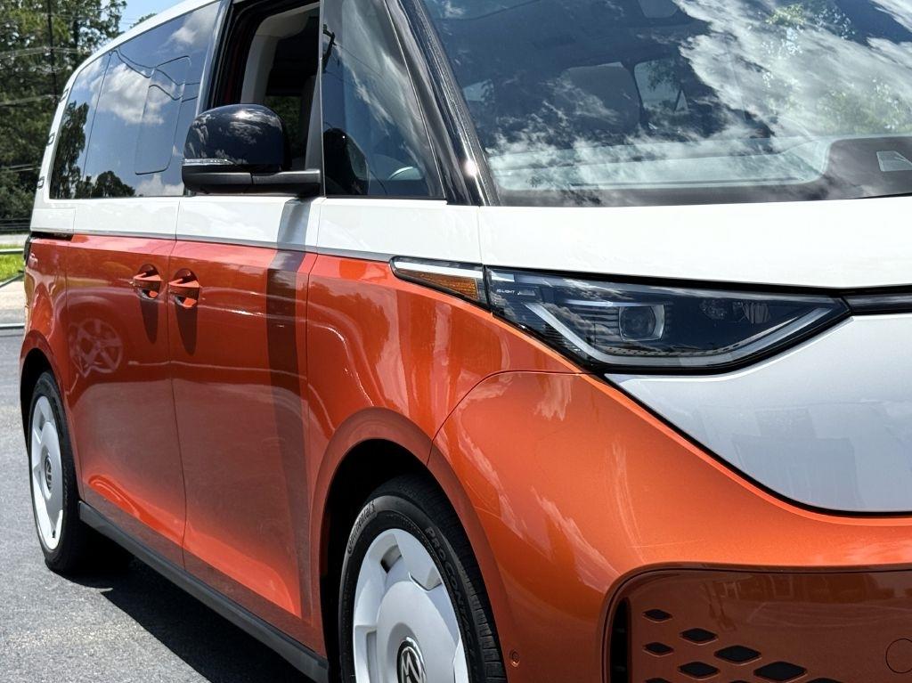 Volkswagen ID Buzz 1st Edition AWD 2025