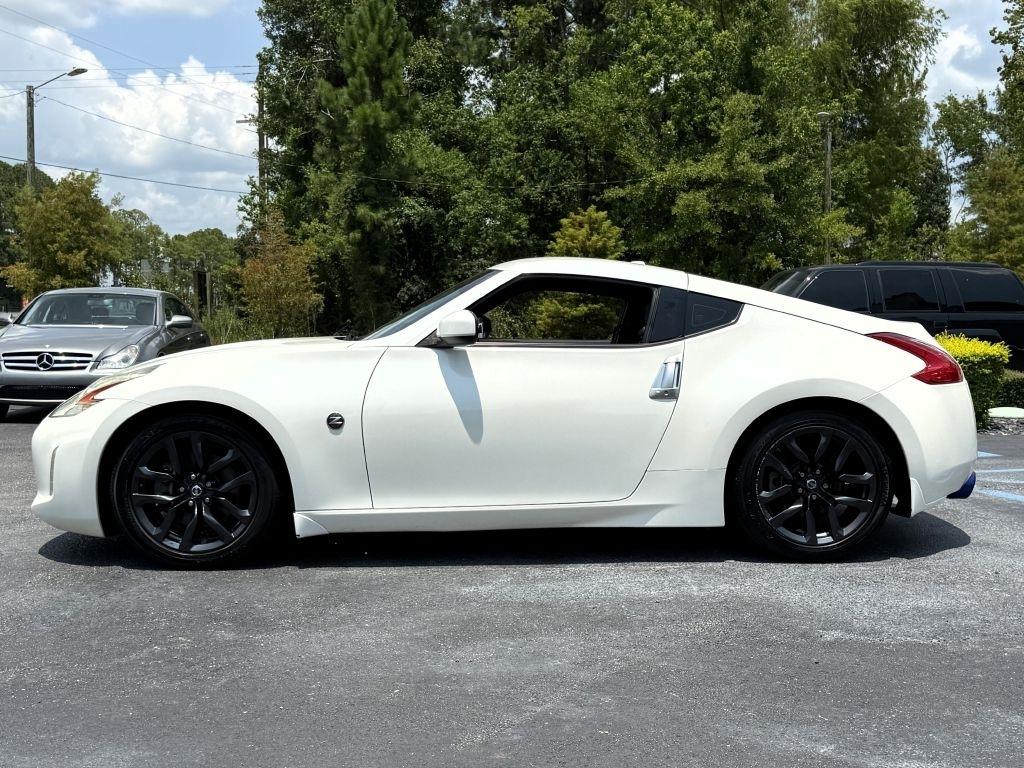 Nissan Z 370Z Coupe Touring 7AT 2016