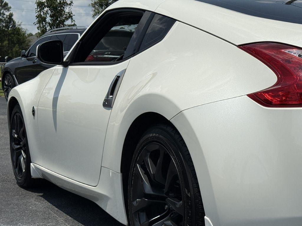 Nissan Z 370Z Coupe Touring 7AT 2016
