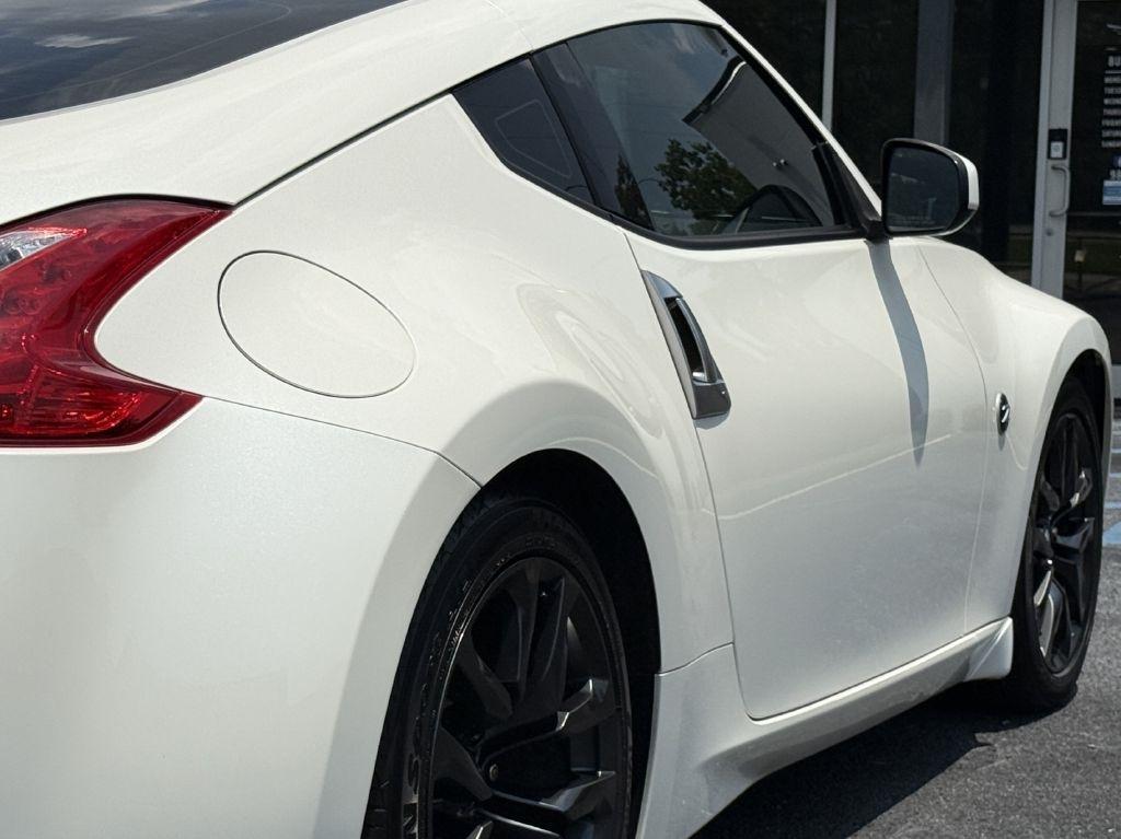 Nissan Z 370Z Coupe Touring 7AT 2016