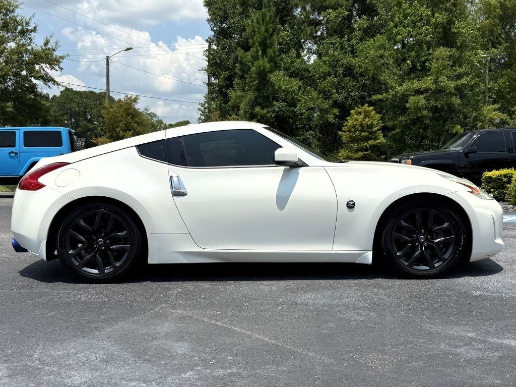 Nissan Z 370Z Coupe Touring 7AT 2016