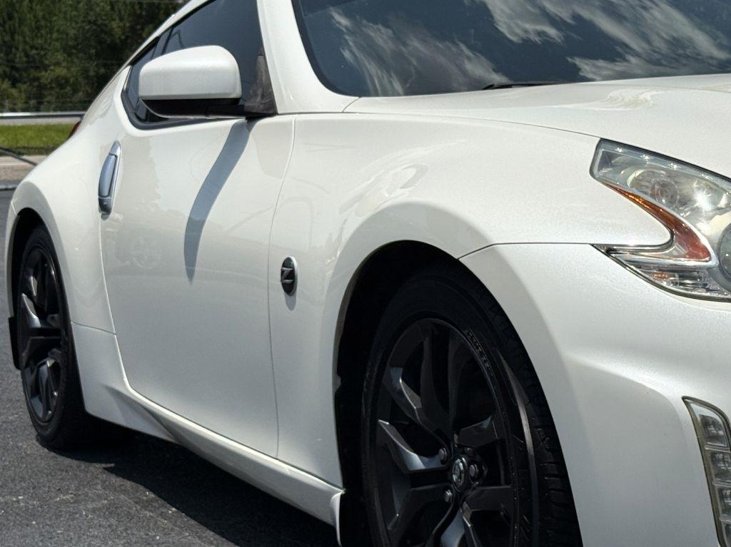 Nissan Z 370Z Coupe Touring 7AT 2016