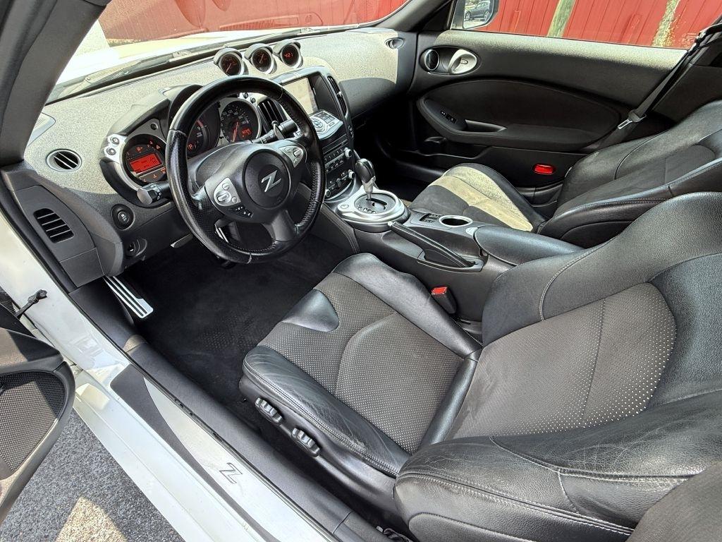 Nissan Z 370Z Coupe Touring 7AT 2016