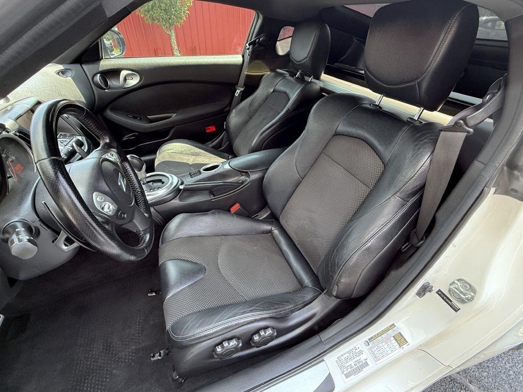 Nissan Z 370Z Coupe Touring 7AT 2016