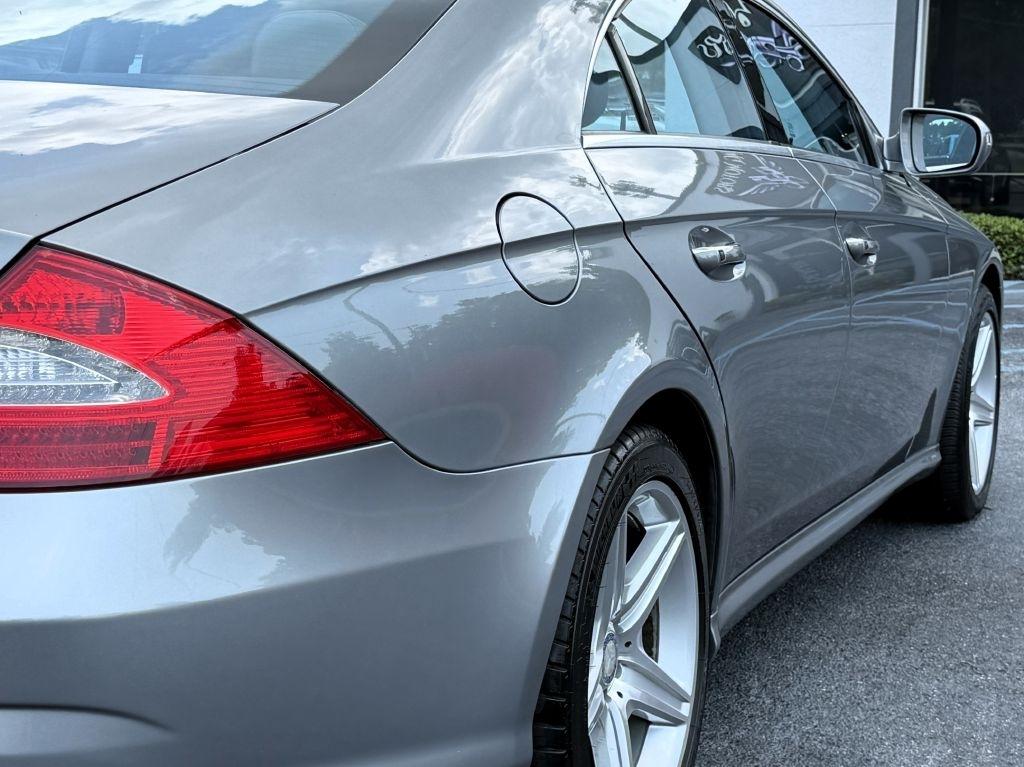 Mercedes-Benz CLS-Class CLS550 2011