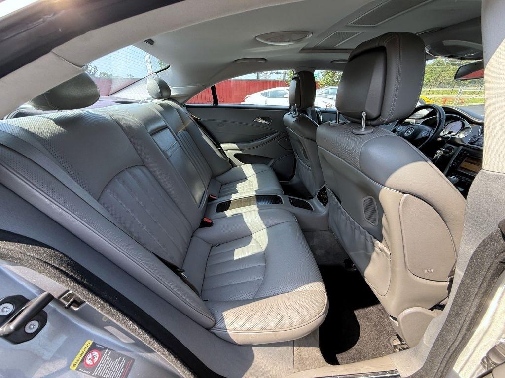 Mercedes-Benz CLS-Class CLS550 2011