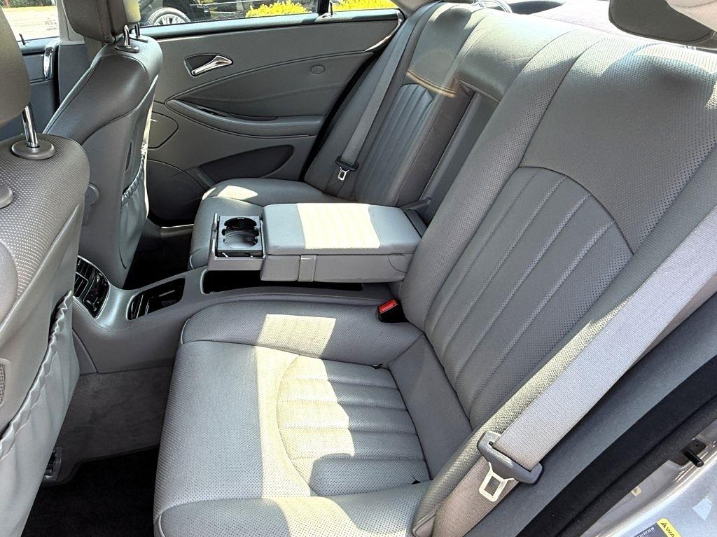 Mercedes-Benz CLS-Class CLS550 2011