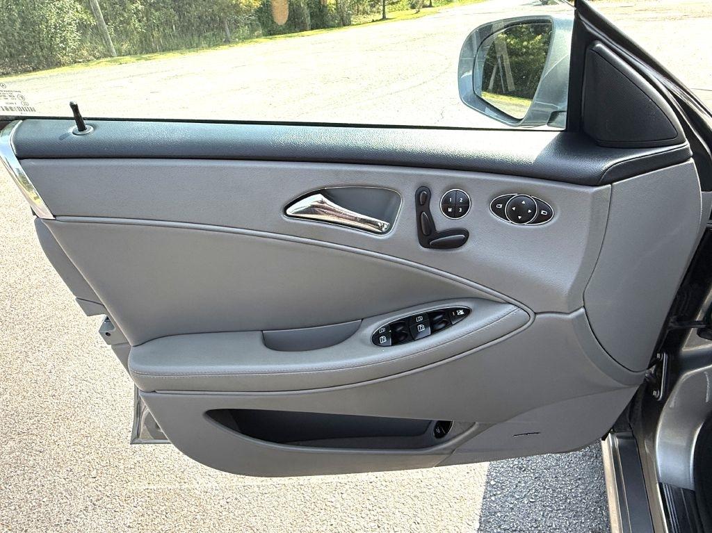 Mercedes-Benz CLS-Class CLS550 2011