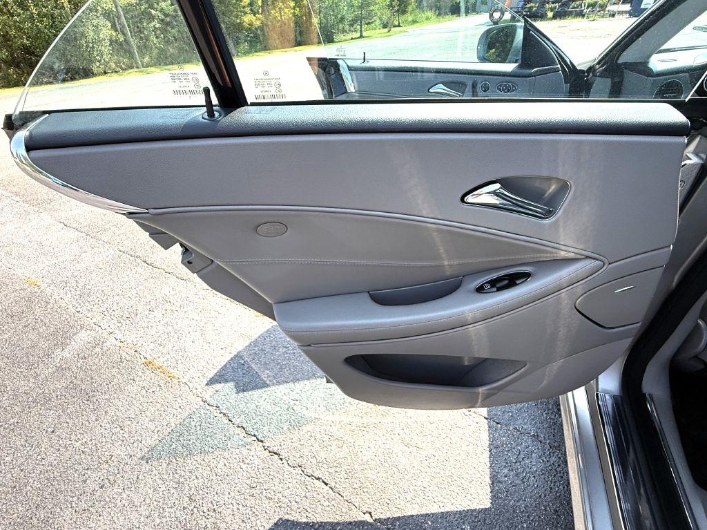 Mercedes-Benz CLS-Class CLS550 2011