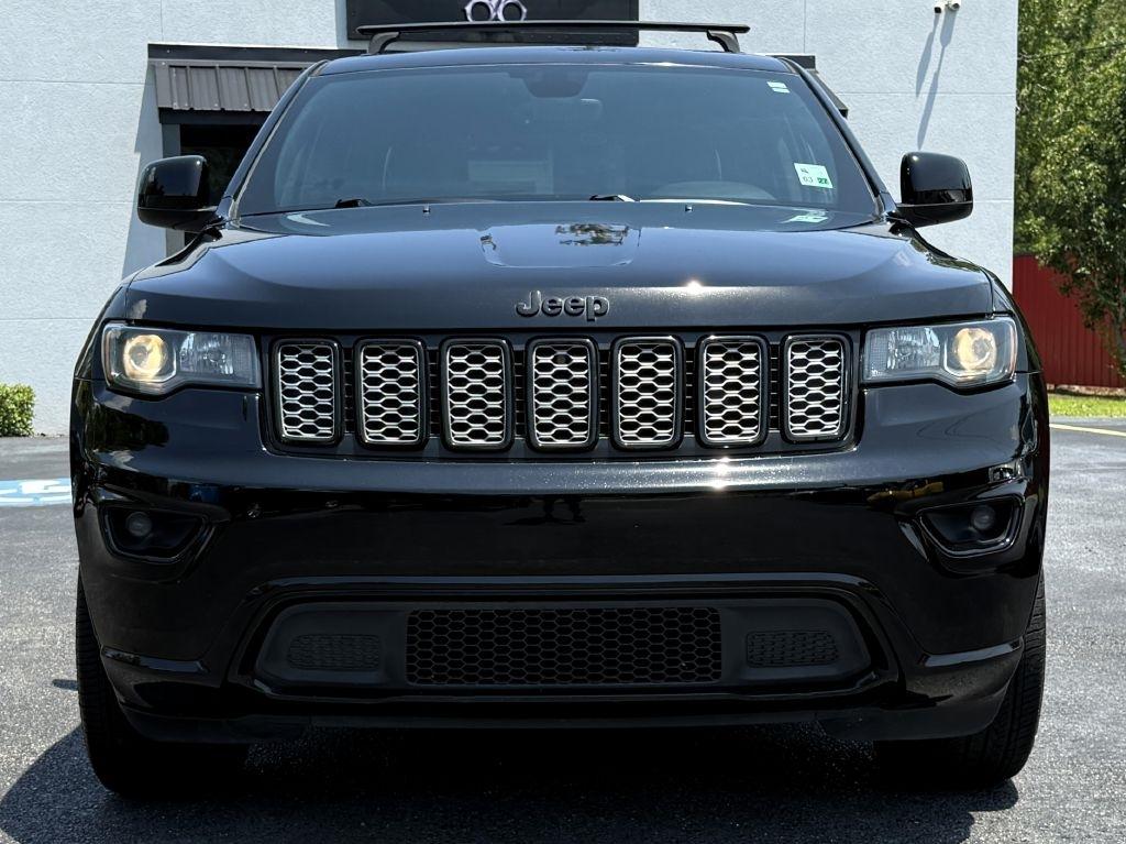 Jeep Grand Cherokee Laredo 4WD 2018