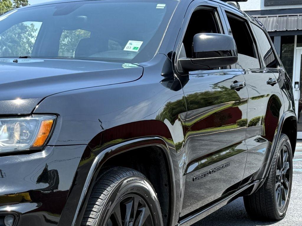 Jeep Grand Cherokee Laredo 4WD 2018