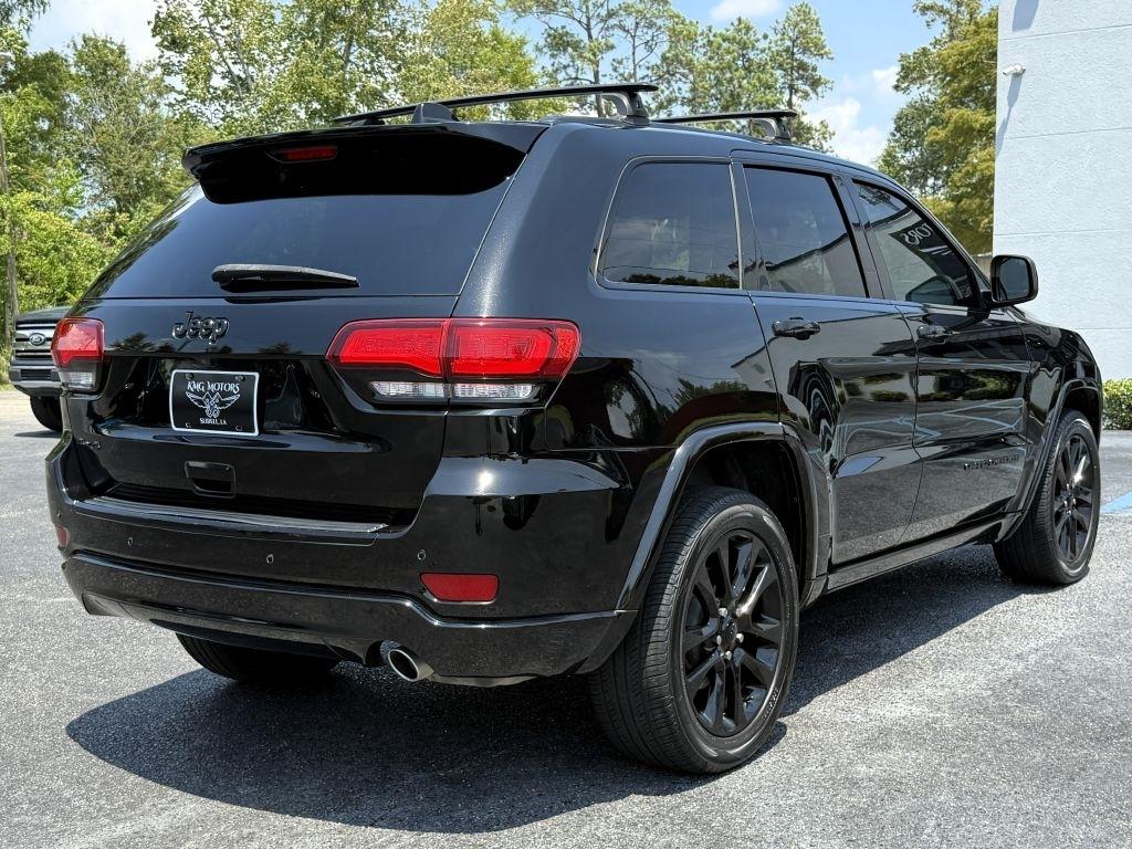 Jeep Grand Cherokee Laredo 4WD 2018