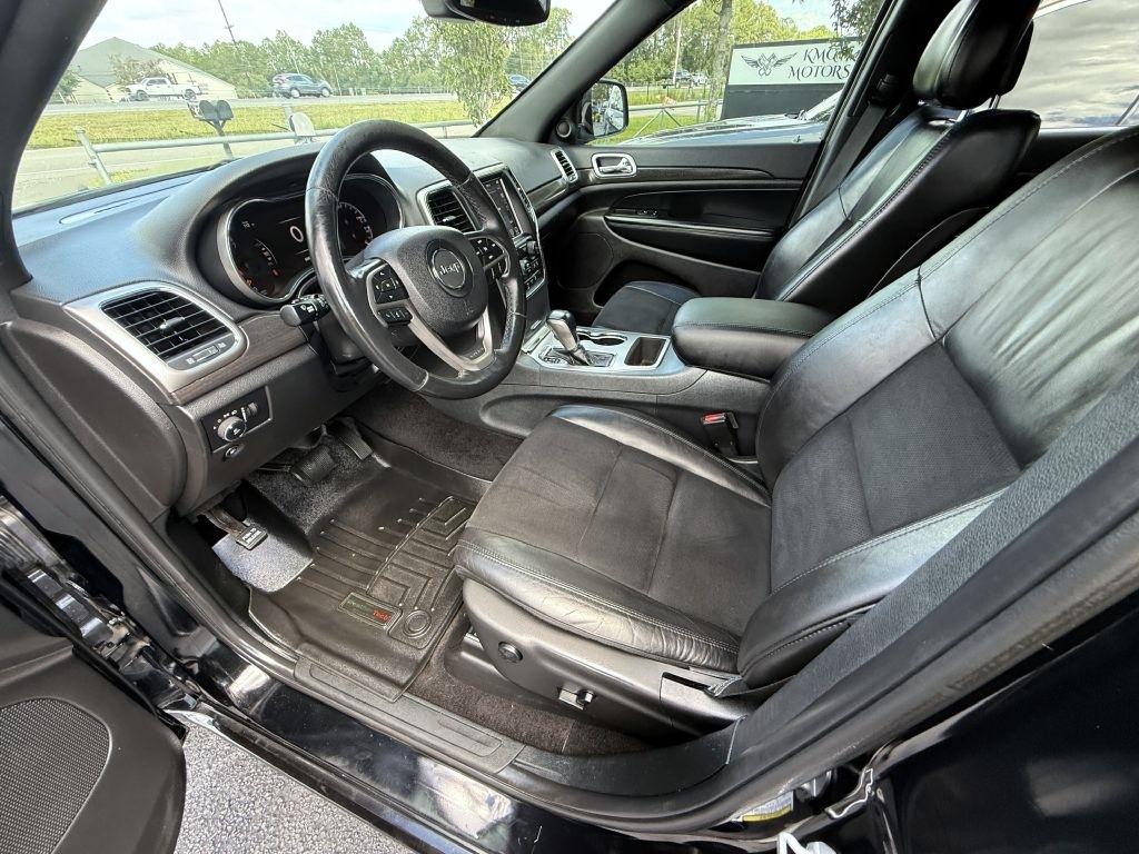 Jeep Grand Cherokee Laredo 4WD 2018