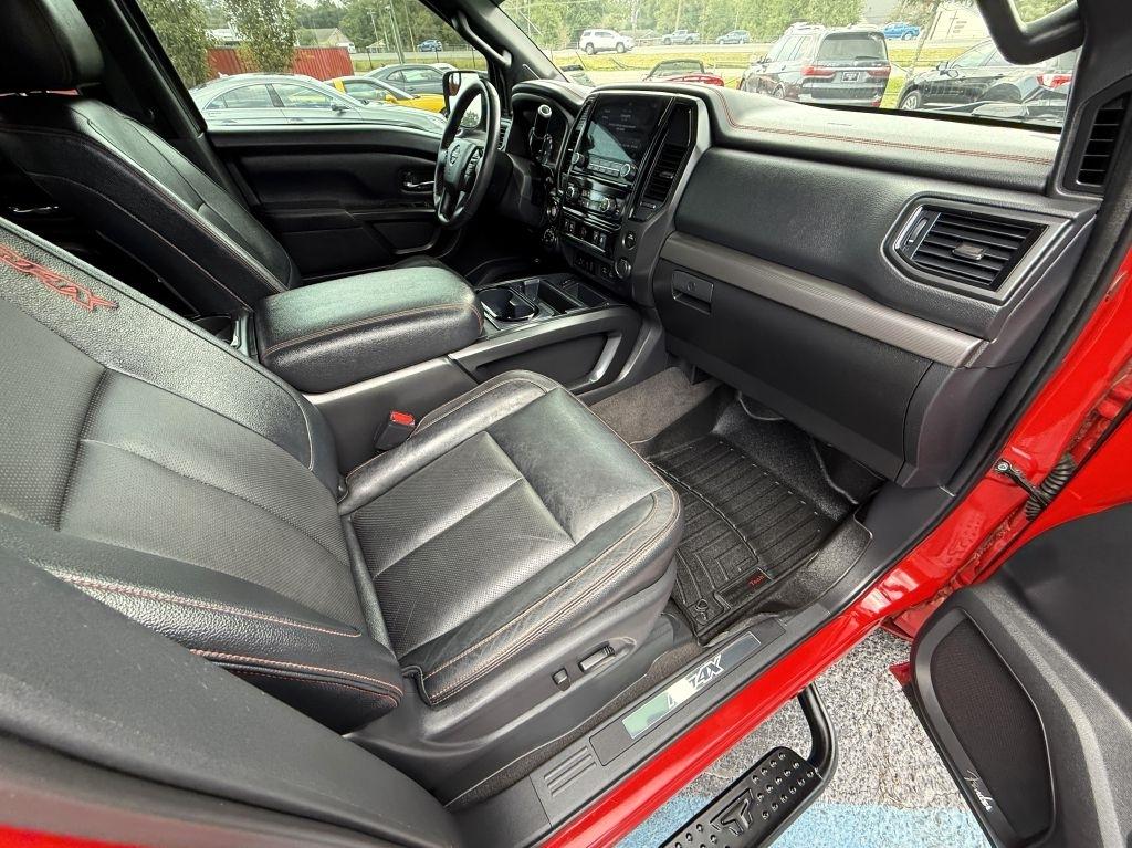 Nissan Titan SV Crew Cab 4WD 2021