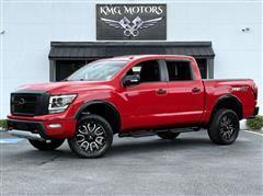 2021 Nissan Titan 