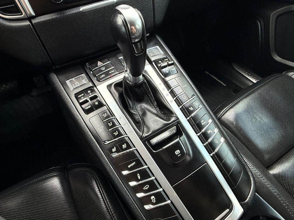 Porsche Macan Turbo 2017