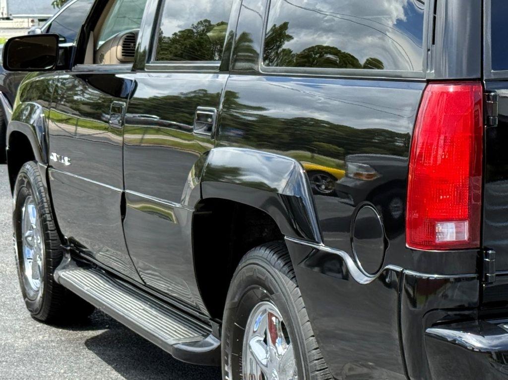 Cadillac Escalade 4WD 2000