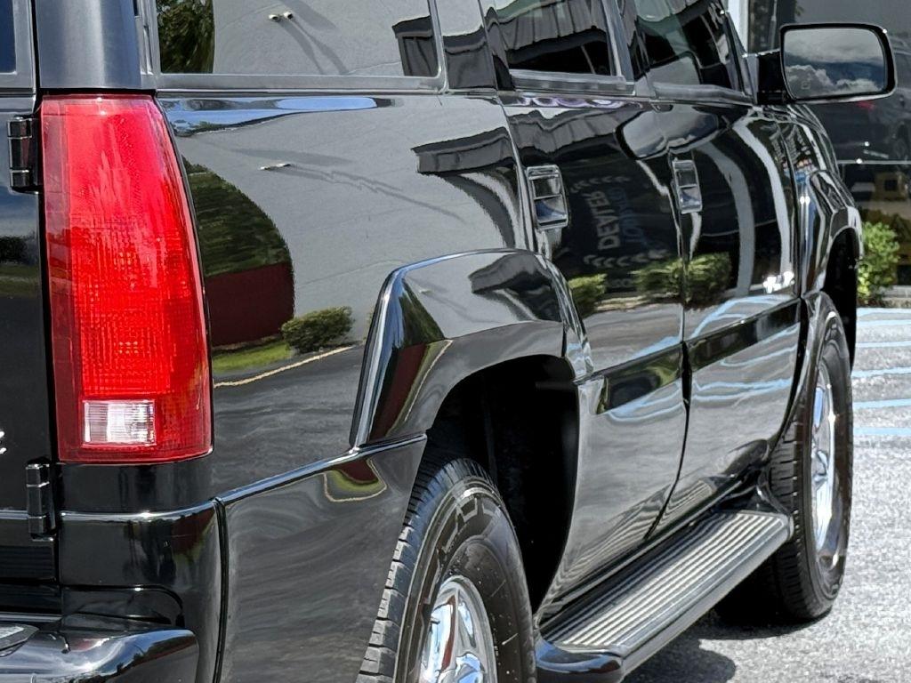 Cadillac Escalade 4WD 2000