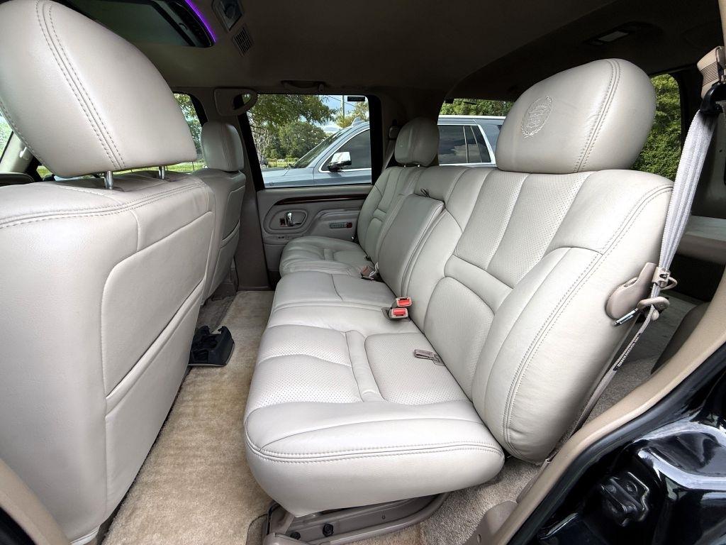 Cadillac Escalade 4WD 2000