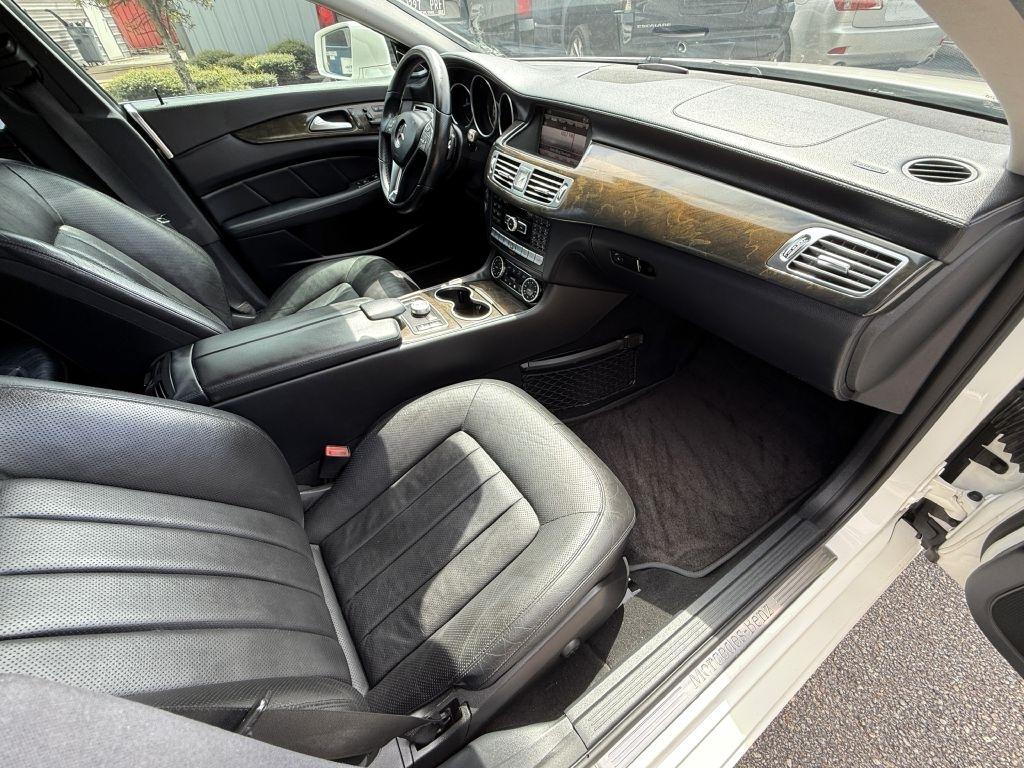 Mercedes-Benz CLS-Class CLS550 2013