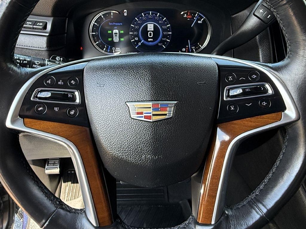 Cadillac Escalade Luxury 2WD 2018