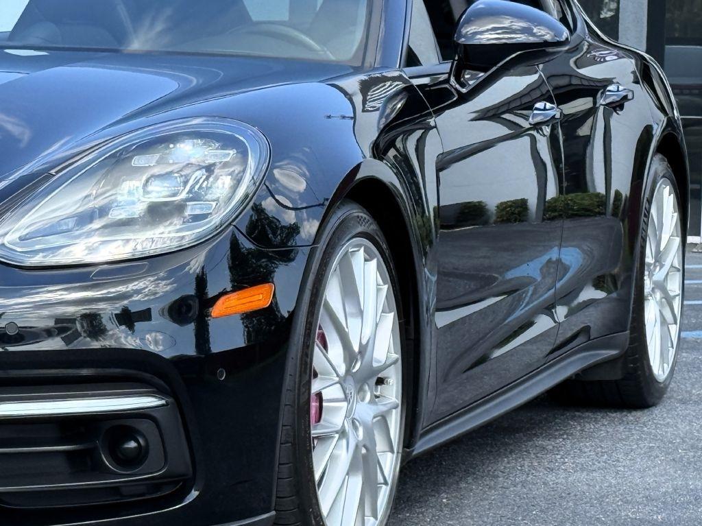 Porsche Panamera 4 2018