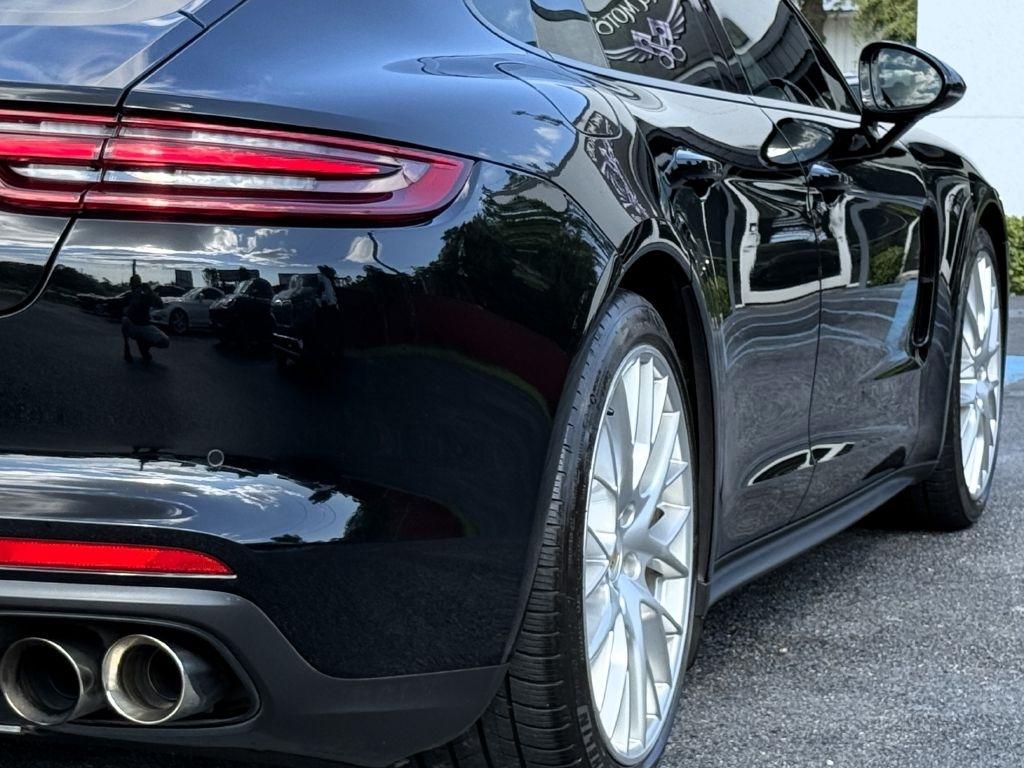 Porsche Panamera 4 2018